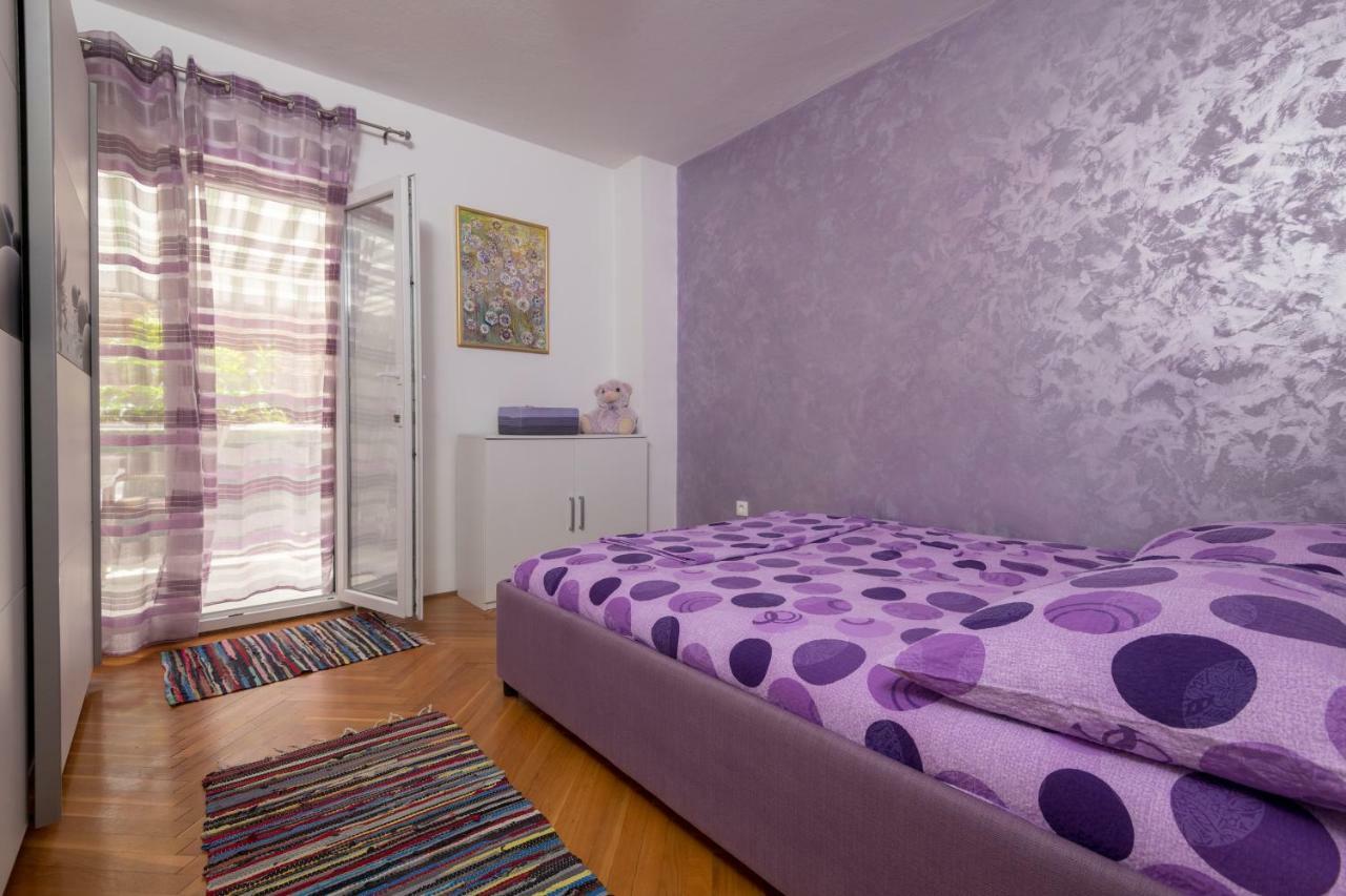 Apartman Ema *
